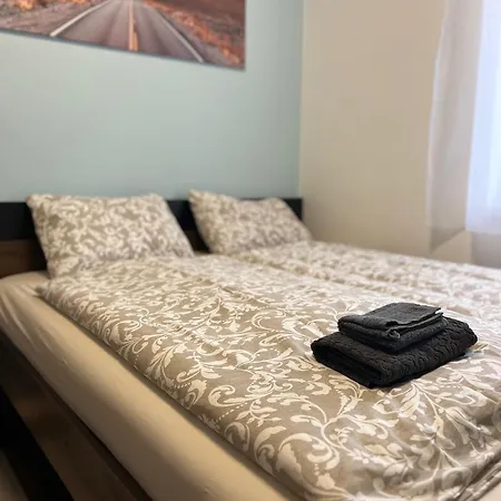 Dream Apartman Aliga *